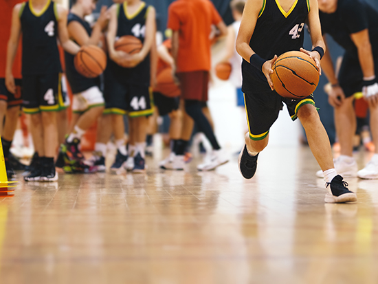 children playing basketball